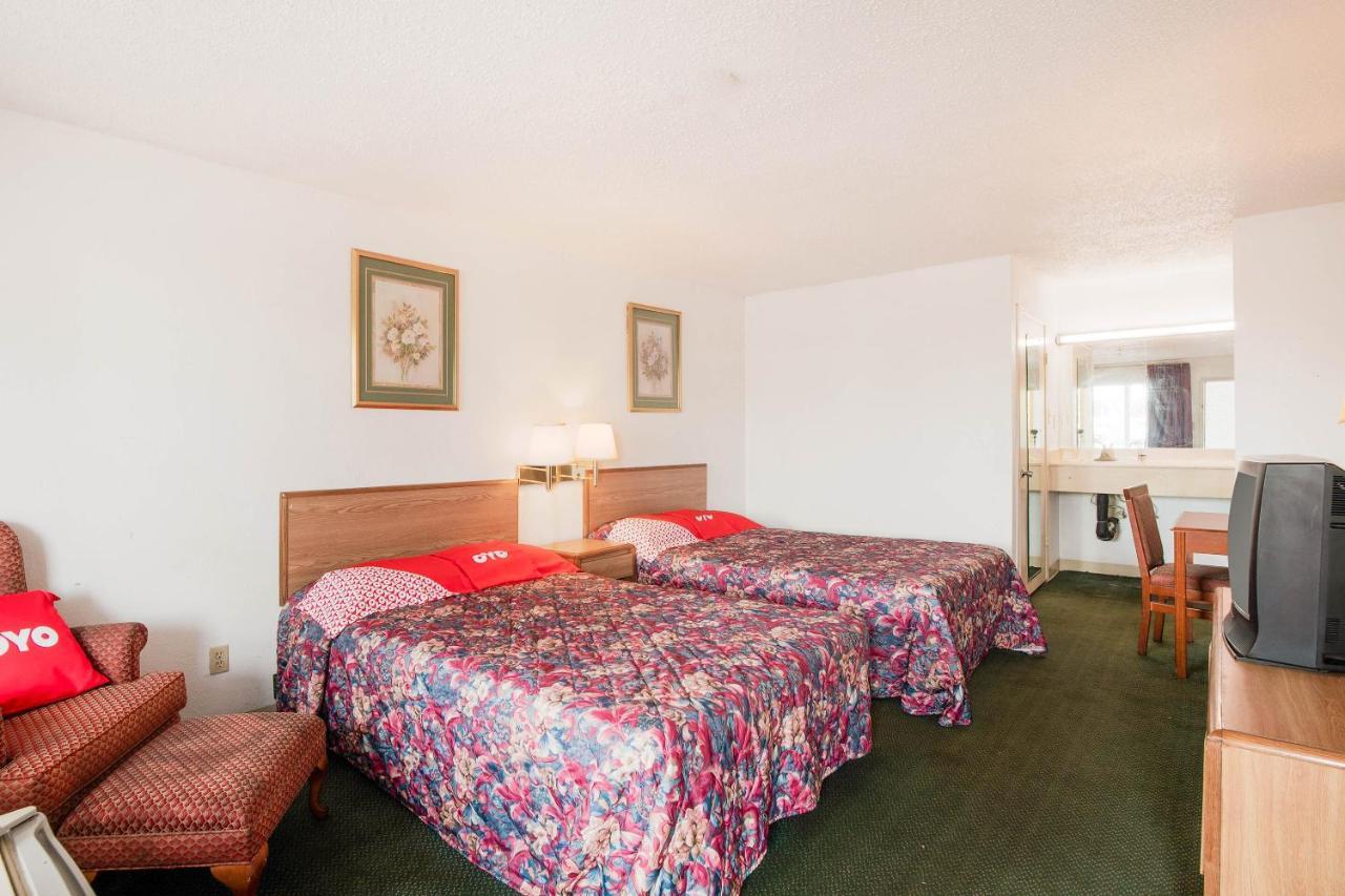 Hotel O Houston East Channelview I-10 Exterior foto
